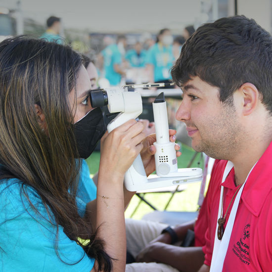 Athlete getting his eyes tested